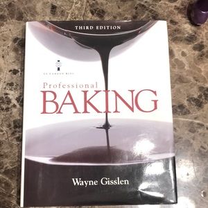 Professional Baking Cookbook By Wayne Gisslen❤️